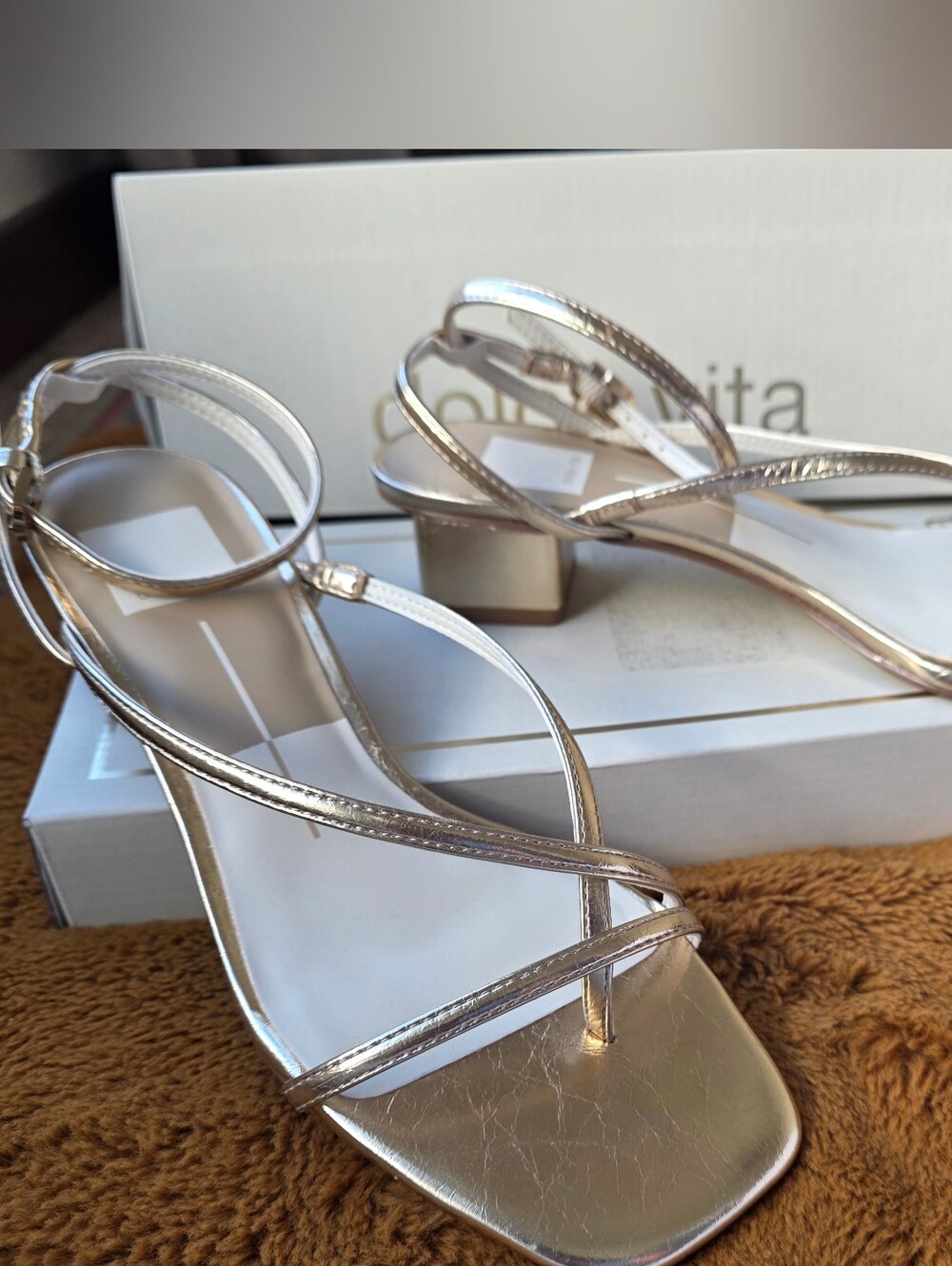 New DOLCE VITA KARLOS Gold Metallic Stella Strappy Block Heel Sandals - Size 7.5